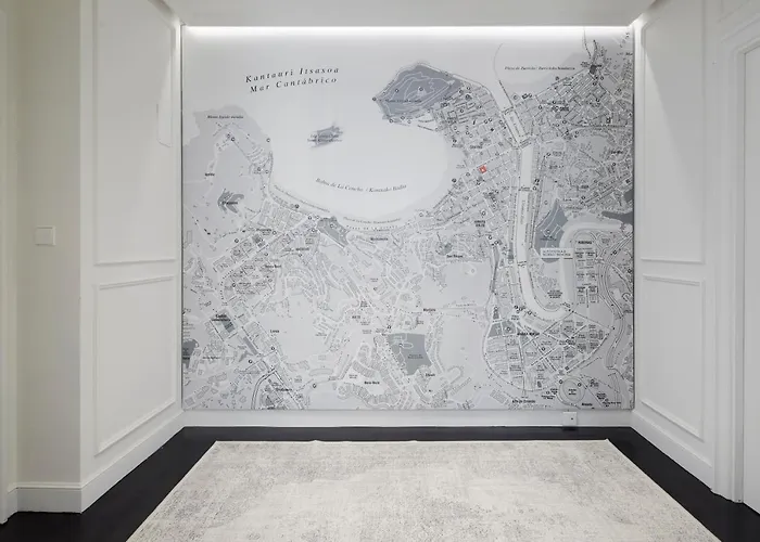 Pitipombo By Feelfree Daire